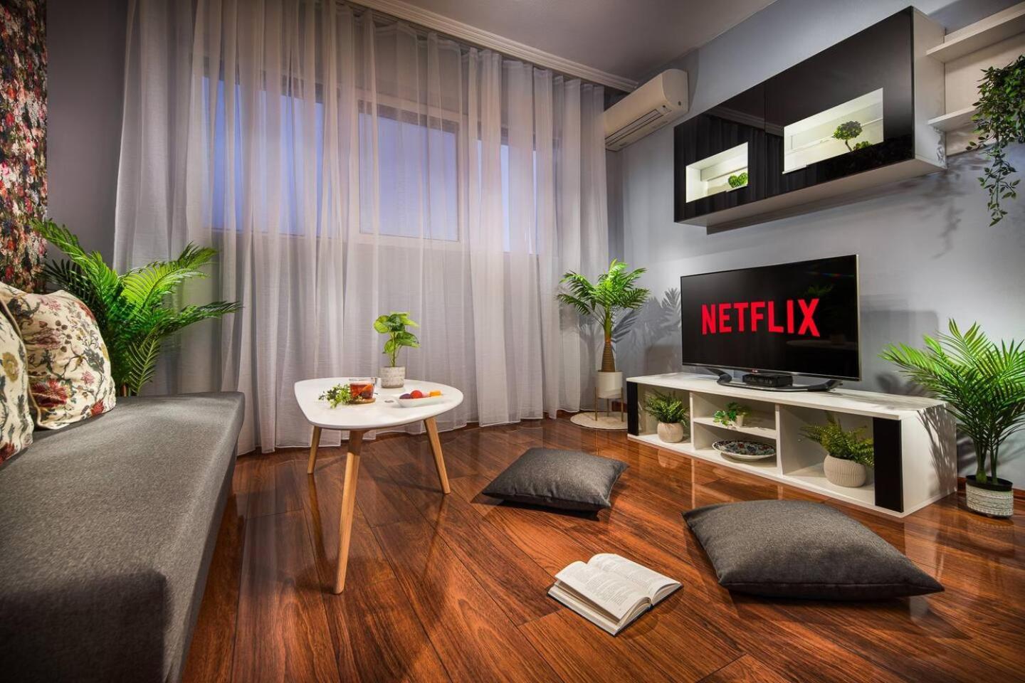 Appartement New, Vibrant & *